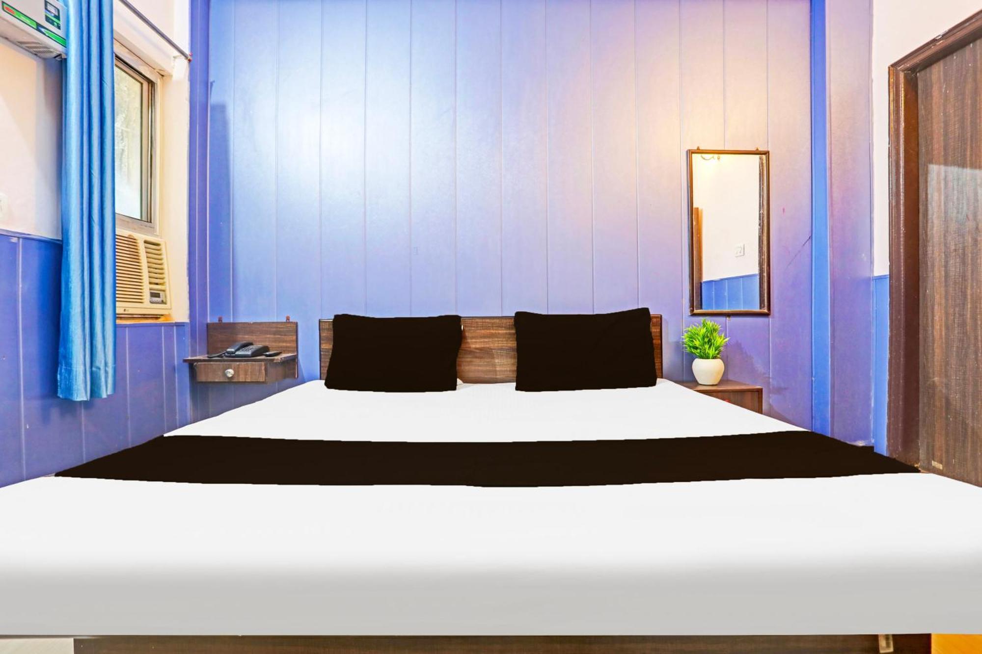 Hotel O Arvi Guest House Варанаси Екстериор снимка