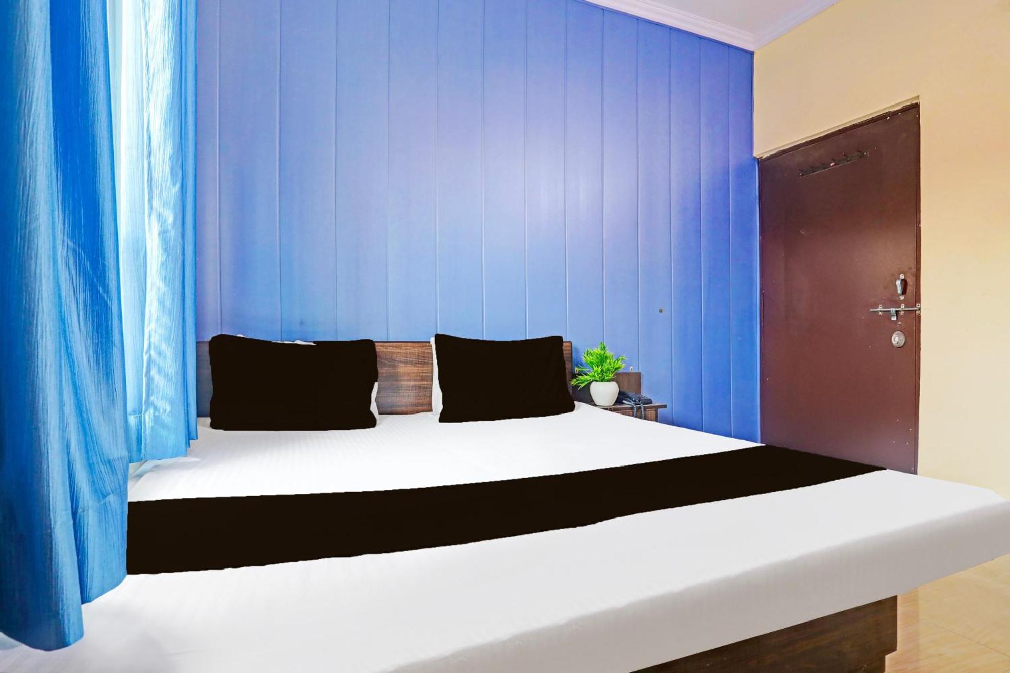 Hotel O Arvi Guest House Варанаси Екстериор снимка