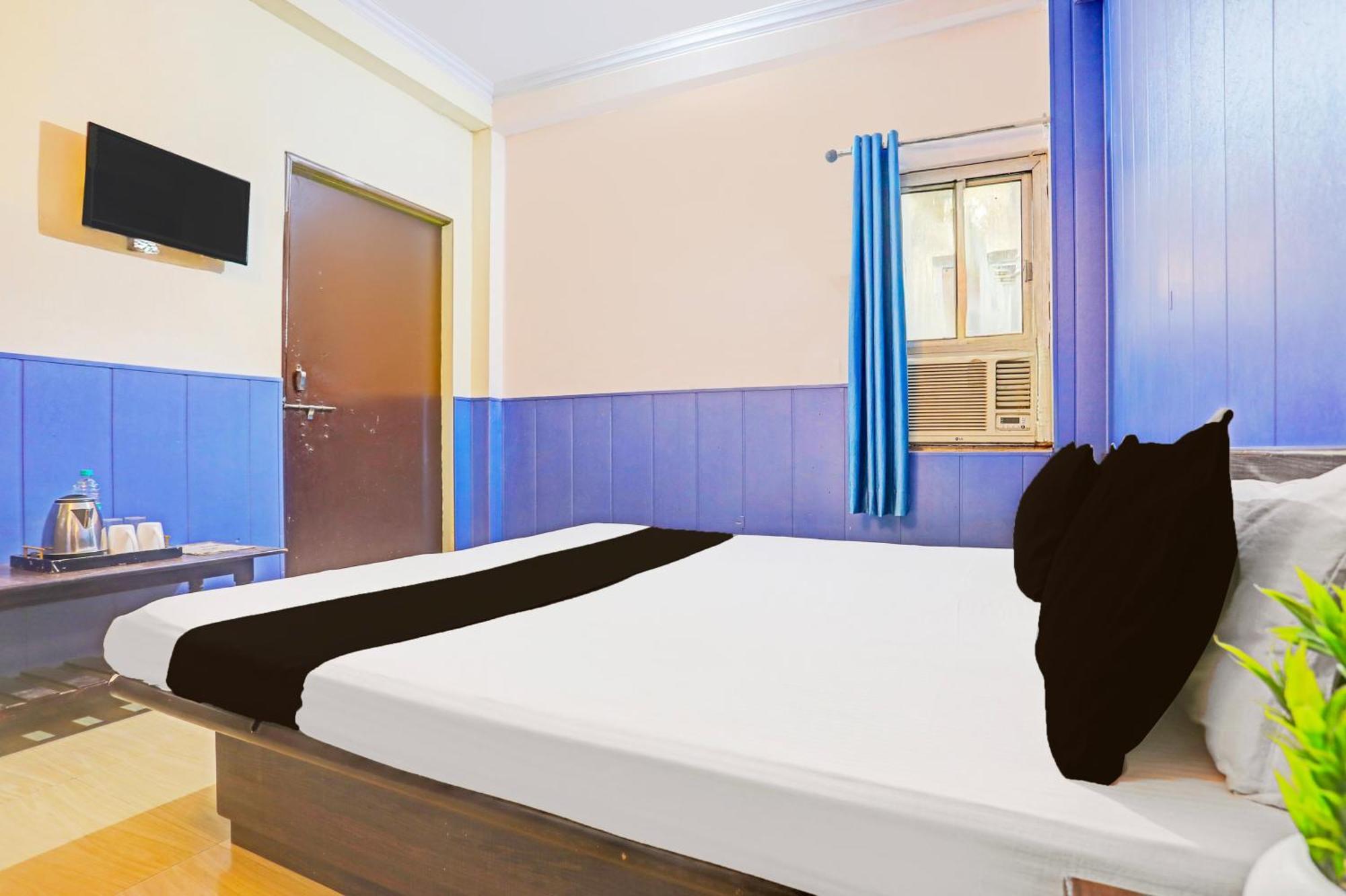 Hotel O Arvi Guest House Варанаси Екстериор снимка